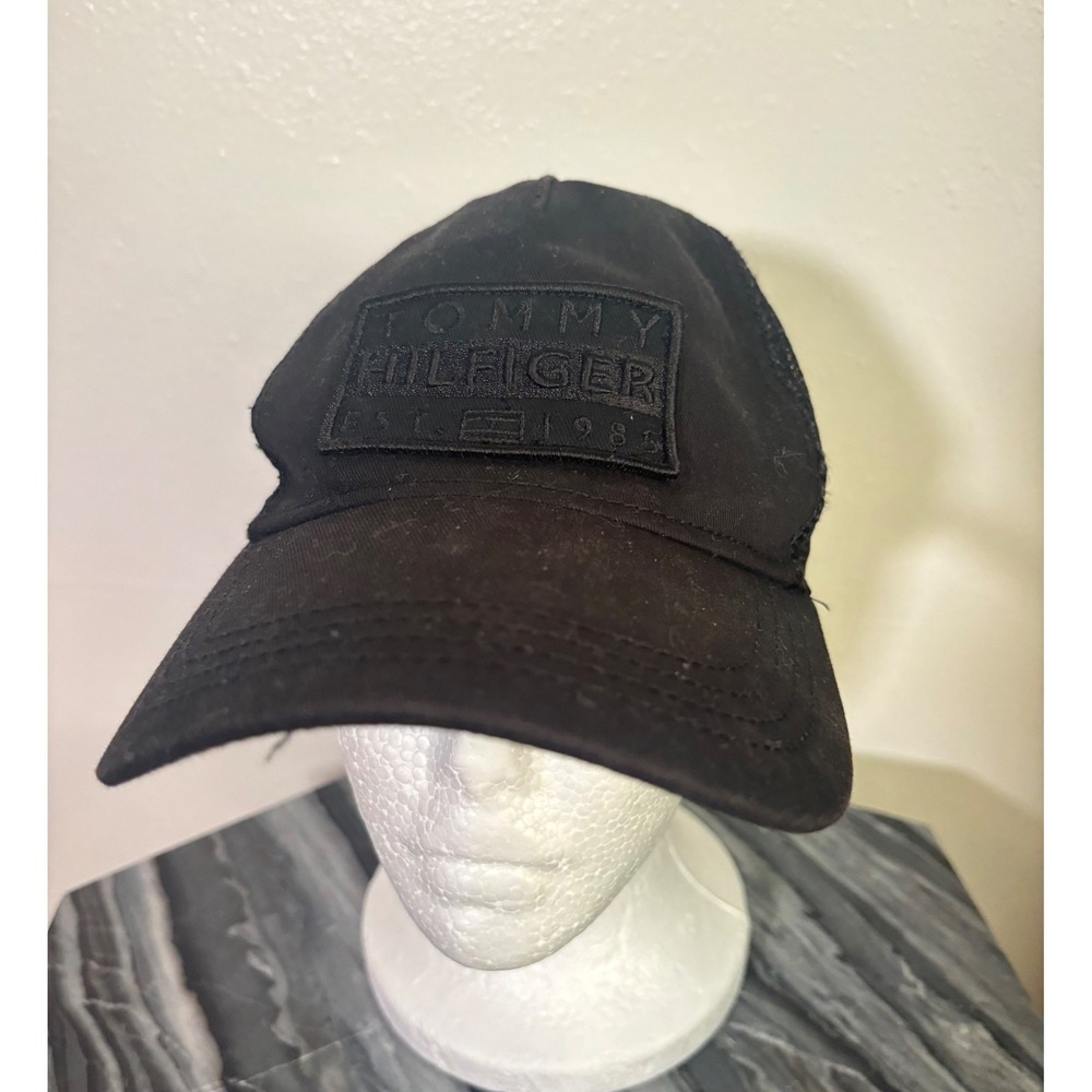 Tommy‎ Hilfiger Mens Black Baseball Hat Embroidered Logo Snapback Cap Est 1985